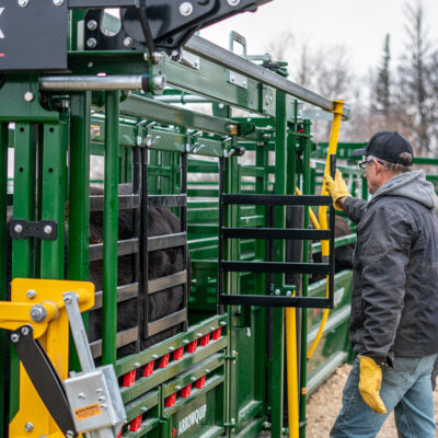 Arrowlock 88 Series Cattle Squeeze Chute- Call for Pricing