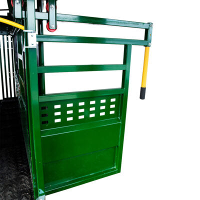 Arrowlock 88 Series Cattle Squeeze Chute- Call for Pricing